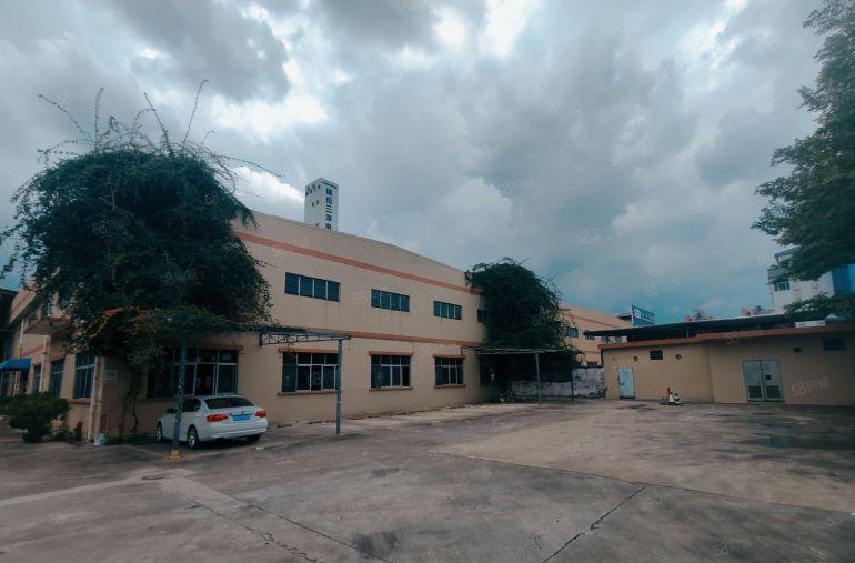 博罗石湾镇全新独院花园式砖墙到顶单一层低价出租，电费自交。