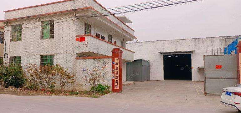 园洲小独院厂房底价出租1350平方。交通方便，可做小污染