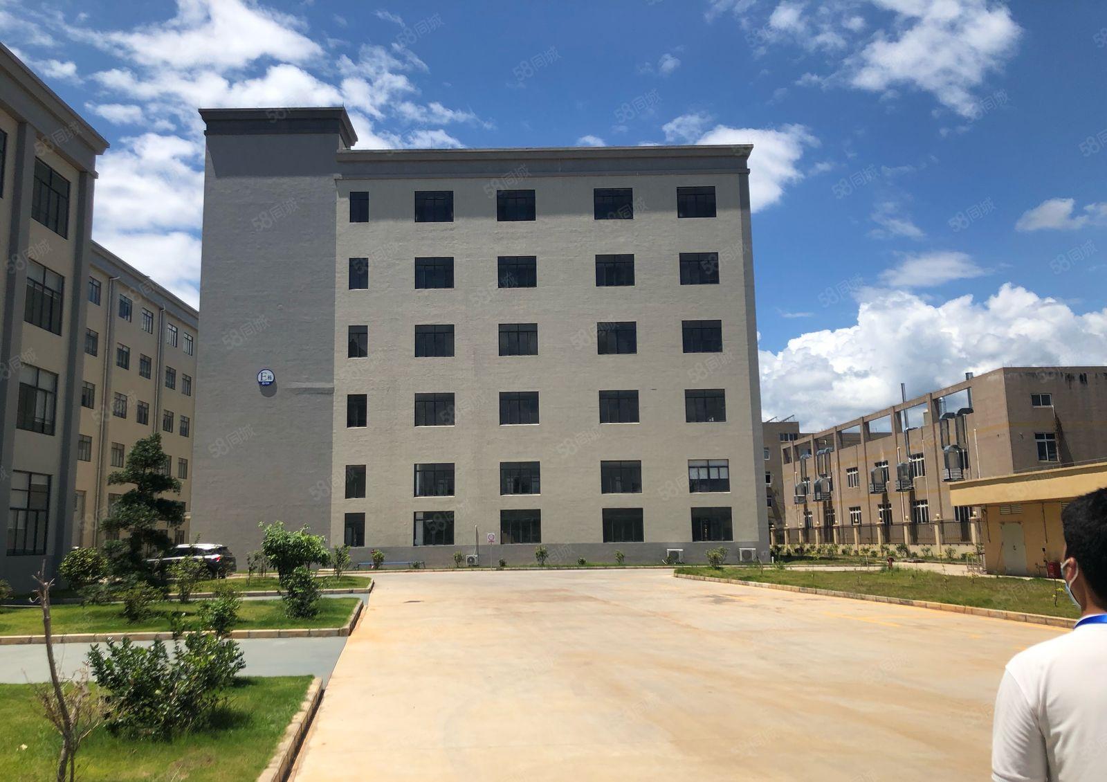 博罗县柏塘镇广梅公路旁新出独门独院12000平米标准厂房。