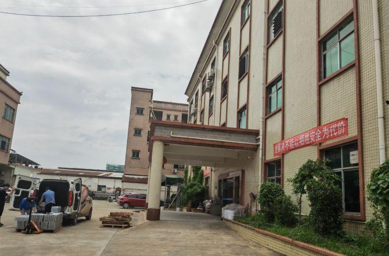 现成无尘车间，装修豪华办公室厂房2层3000平，可分租价格便