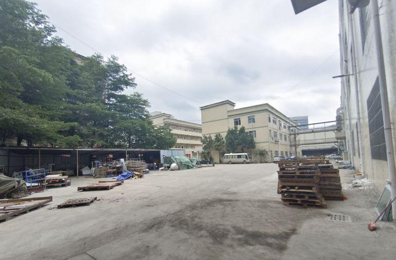 大岭工业区主干道旁一楼1100平带2部行车一楼5.4米高空地