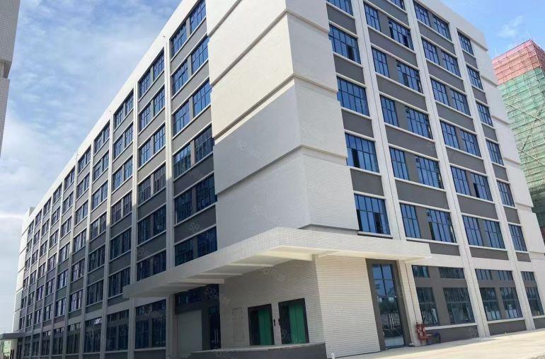 白花出租楼上厂房3650平米租金5元