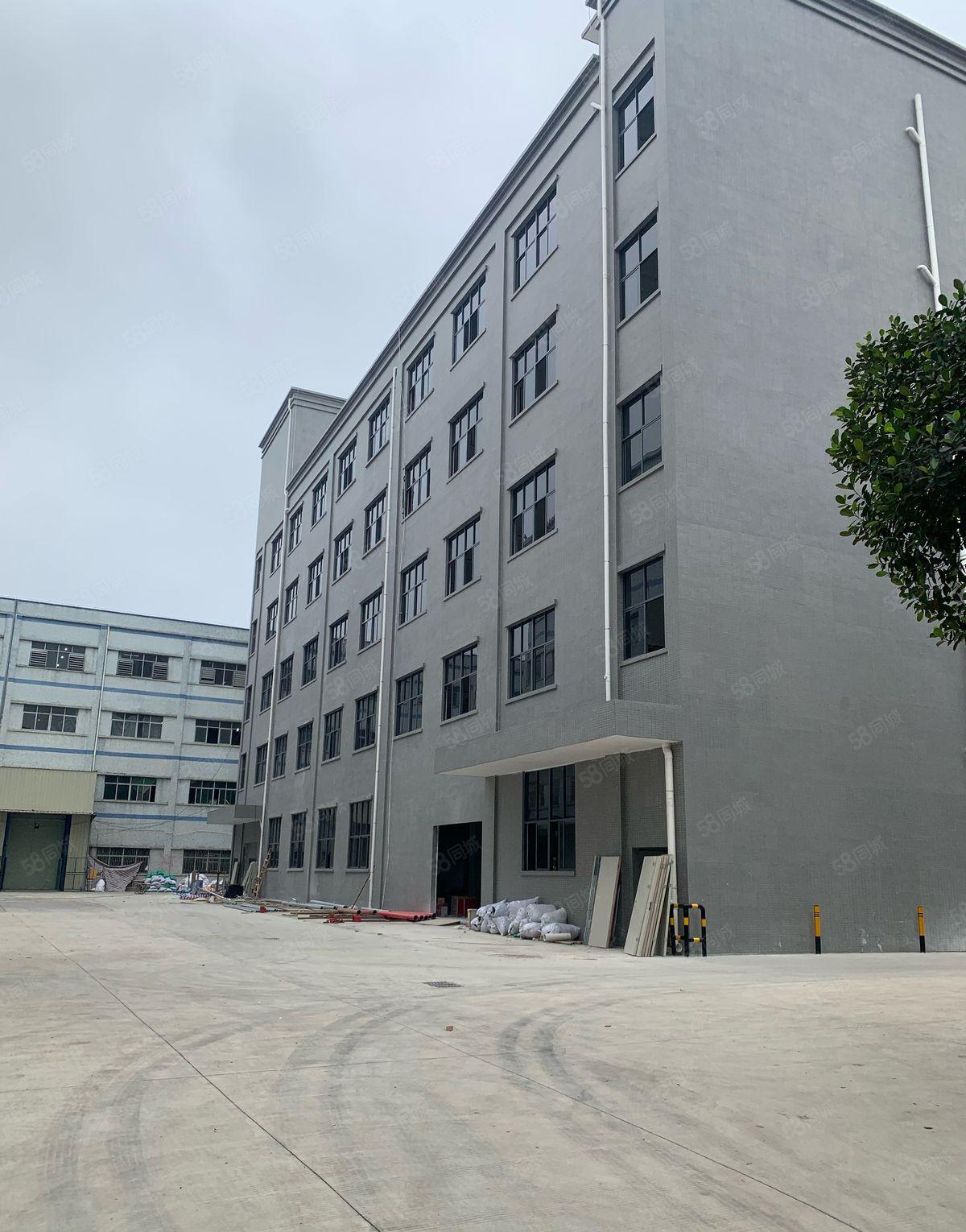 (带货梯)大岭镇鞋材市场厂房600平方出租价格低空地大