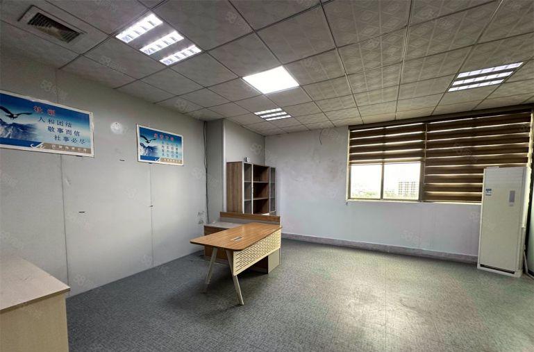 8元大岭厂房出租800平楼上精装厂房原房东低价出租红本带环评