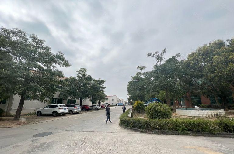 9元惠东原房东工业园带装修办公水电到位厂房仓库低价出租可分租