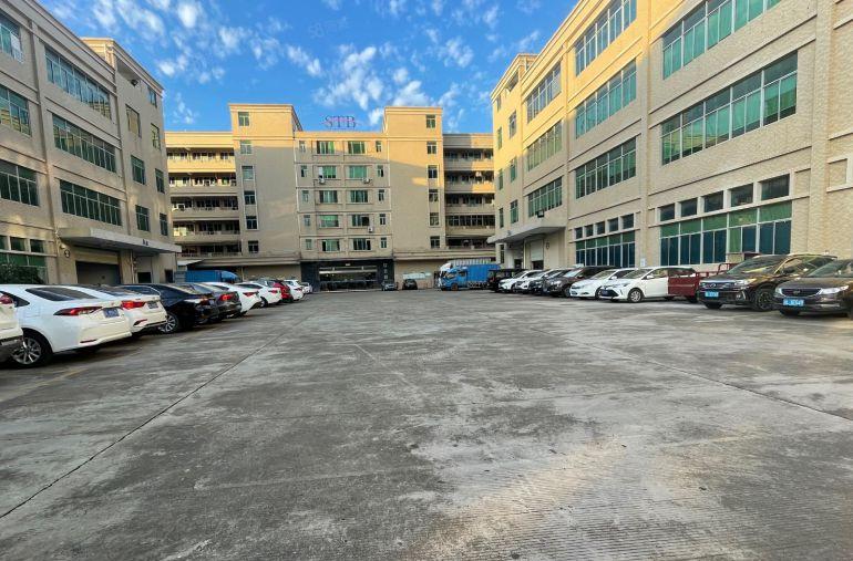 精装修！仲恺区惠环镇高速出口独院标准厂房3万平方厂房出租可分