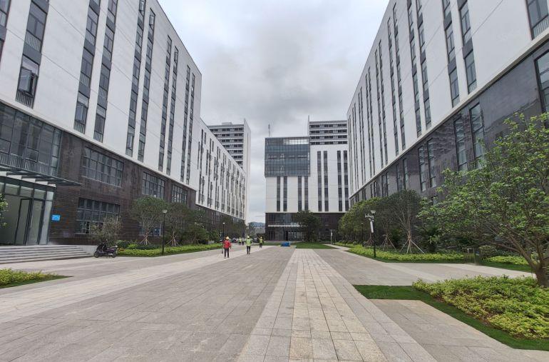 惠环原房东3楼1200平厂房仓库出租现成水电，实际面积租