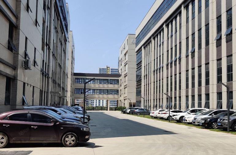 仲恺陈江原房东自建红本厂房仓库10元低价出租形象好空地大