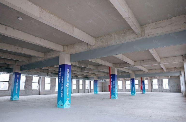 陈江一二层厂房 7.2米高 价格可谈 带车位饭堂宿舍配套