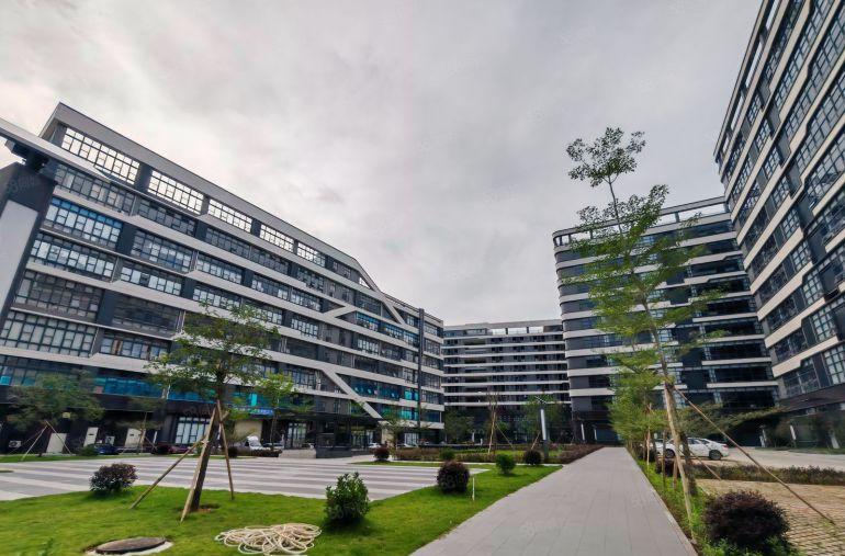 整租6元仲恺高新整层2000平厂房仓库低价出租原房东实际面积