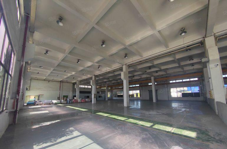 原房东8米高现成行车精装修办公室500起分工业园厂房出租仓库