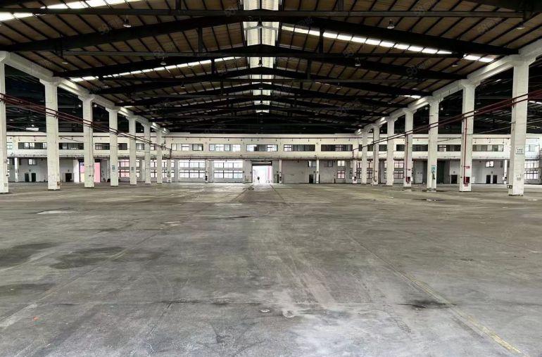 惠州市仲恺高新区新空出16000平滴水12米红本钢构厂房出租