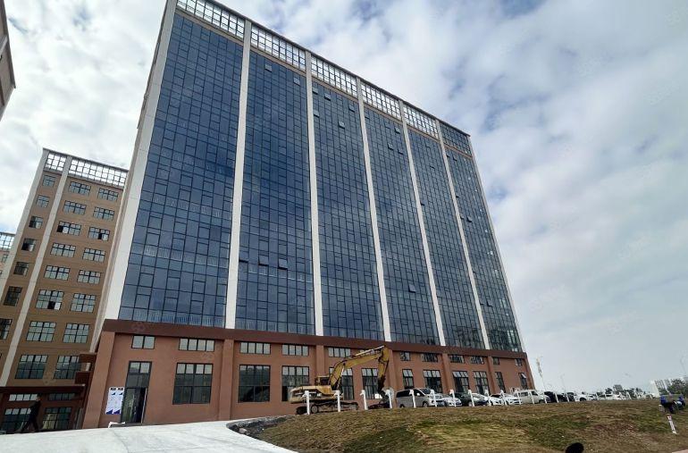 只要5块，仲恺潼湖原房东全新园区，实际面积厂房仓库出租