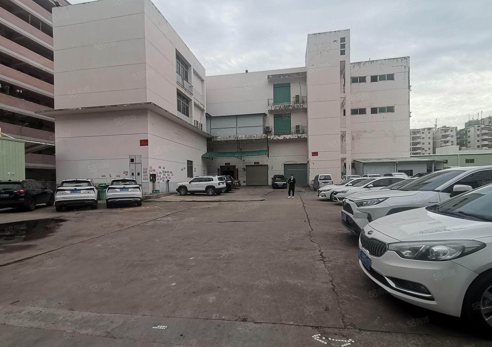 仲恺标准厂房一楼现成装修带航车滴水7米原房东实际面积低价出租