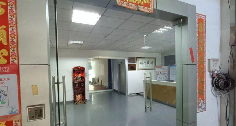 10块！带装修厂房免转让费出租可分300平方可短租已经空出