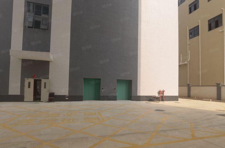 11块楼上精装修！仲恺高新园区楼上1150平，带办公室卫生间