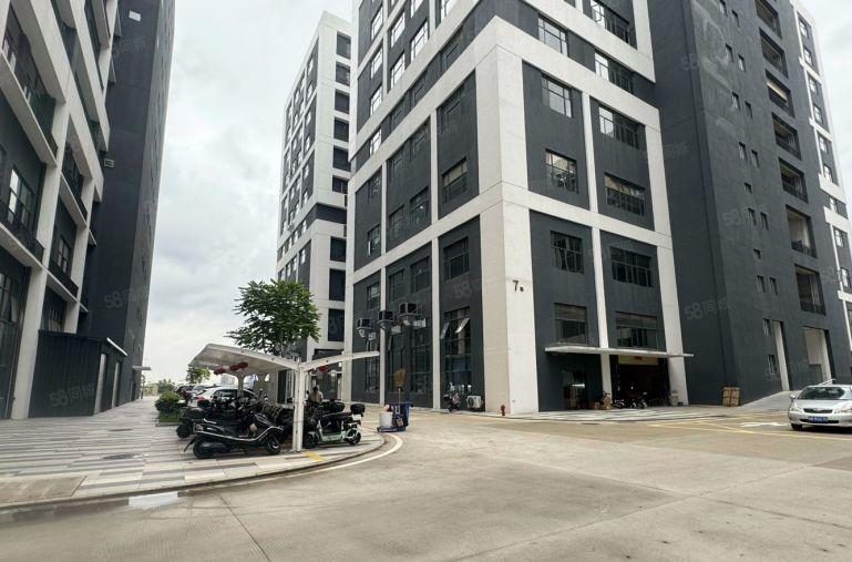 一楼厂房出租原房东一手实际面积出租1000平方起租13元一平