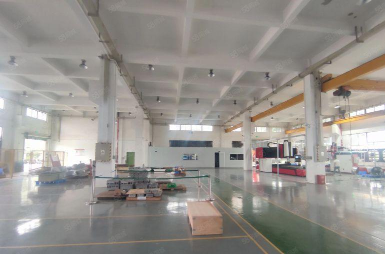 低价仲恺陈江中心位置一楼2000平方滴水8带装修厂房大小可分