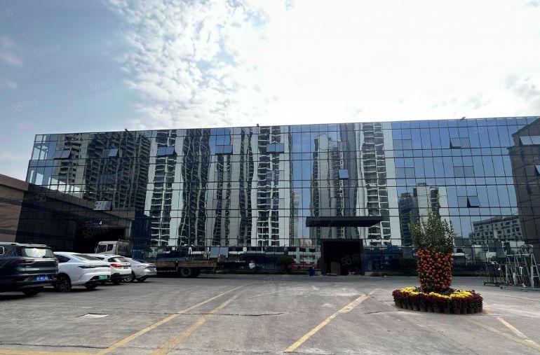 滴水10米仲恺12000平低价出租带3部行车现成水电可分租。