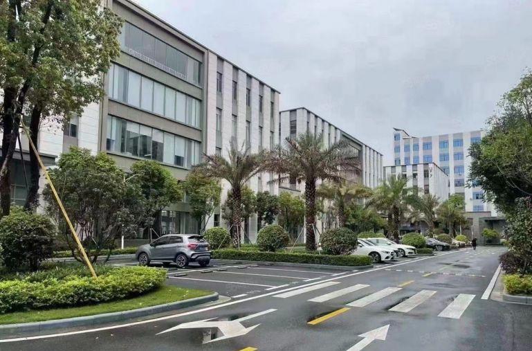 独栋4000平厂房无公摊含税14元整租