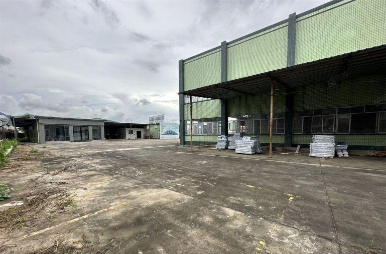 空地2千平方独院钢构厂房低价出租滴水10米红本现成精装办公室