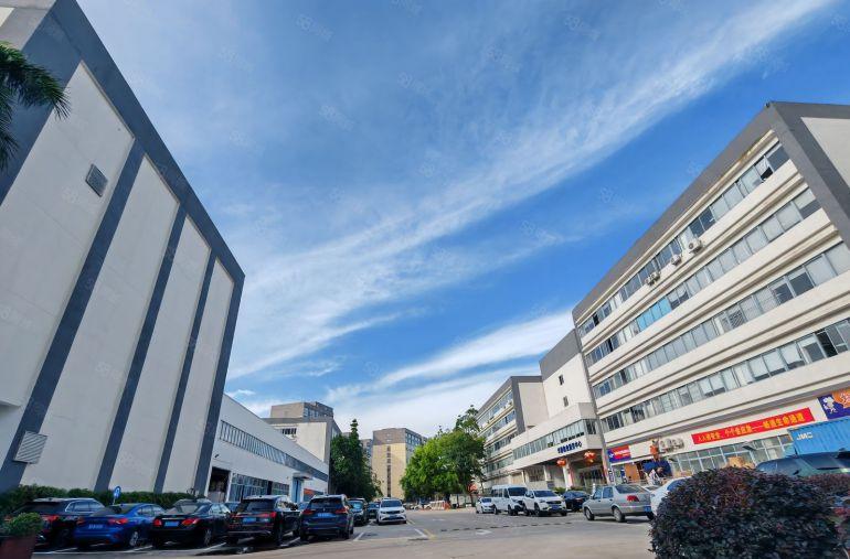 7块！陈江平南工业区新出1000平精装修厂房仓库低价出租