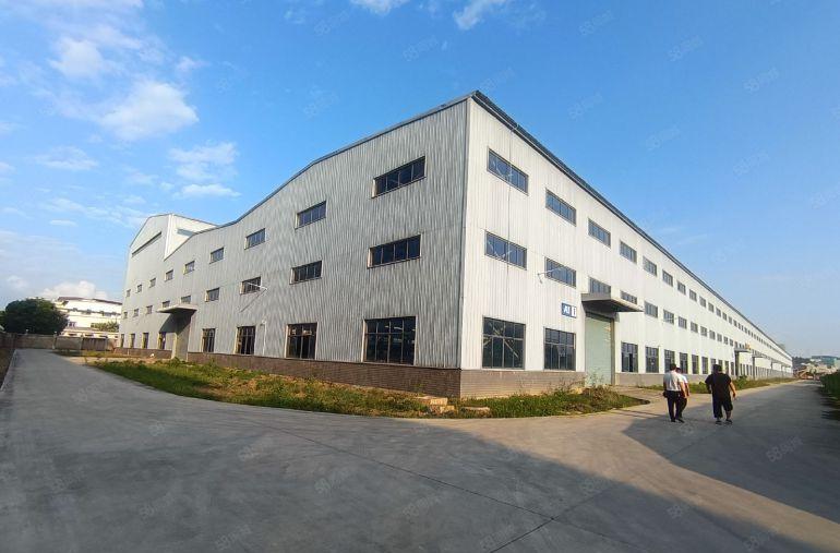 2000至9800平方国有双证钢构厂房15元一平方出租