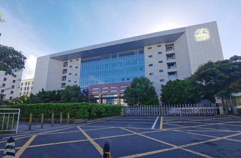 仲恺陈江原房东楼上2000平带地坪漆厂房出租 可分租