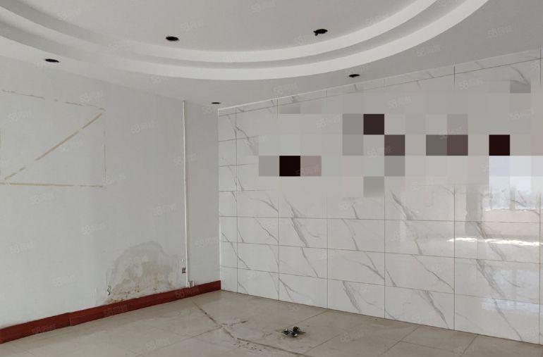 仲恺陈江工业区带装修整层3000平方，可分租