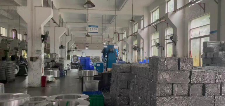 500平起分租 陈江原房东工业园一楼2000平厂房出租带牛角