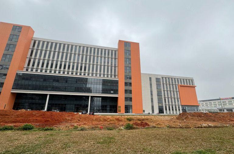 7元！陈江新出单层实际面积二千平厂房原房东低价出租帮刷地坪漆