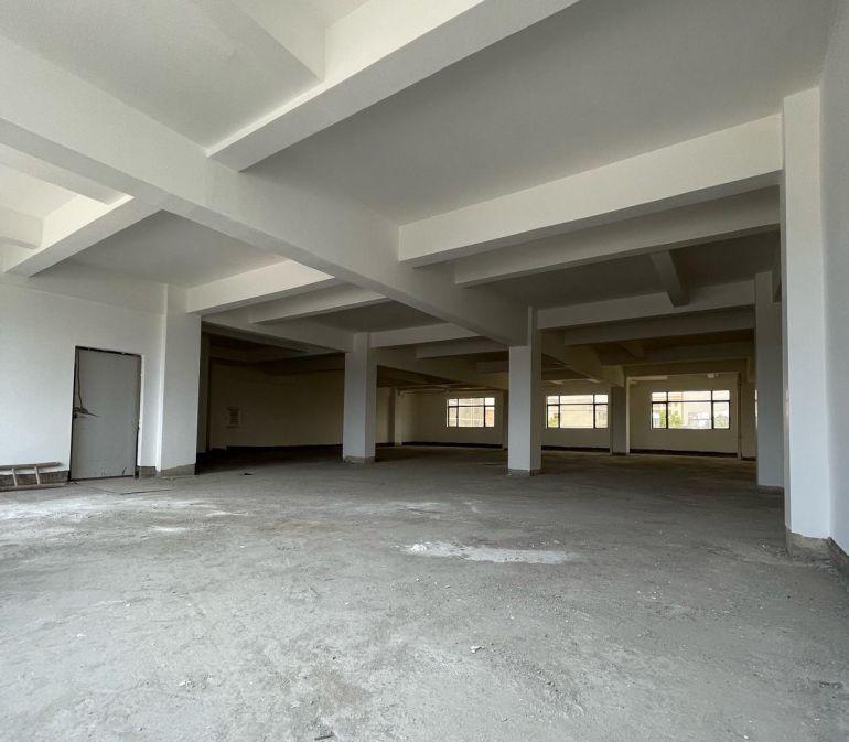 桔头村上园路电梯厂房三楼