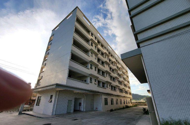 13元/m² 全新出租 红本在手（有意者联 价格可谈））