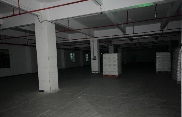 有房产证，可安心办公办厂