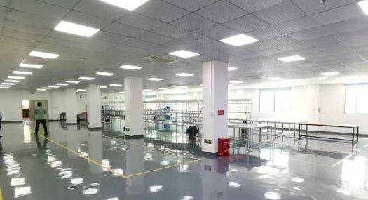 深圳 沙井地铁口精装修厂房1000㎡ 出租