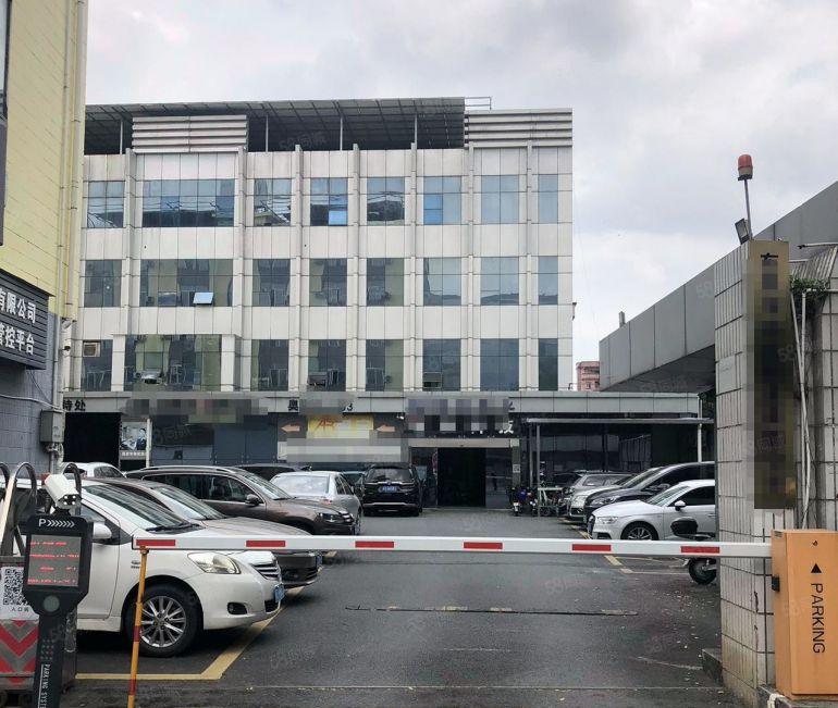 南城石鼓大龙路工业园标准厂房出租！现成装修大空地