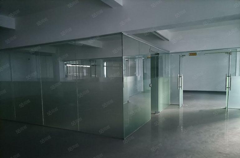 经典小独院1300平方两层厂房招租，现成装修