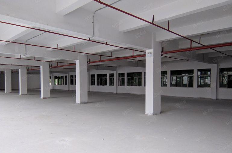 东城花园式厂房出租一楼800平方，二楼400平，地段好！