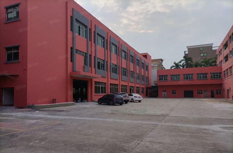 独院厂房招租，总面积7000平方，低价放租。