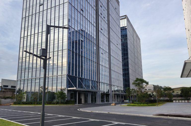 东城牛山全新高端产业园厂房出租，配套有研发办公楼，商铺，公寓