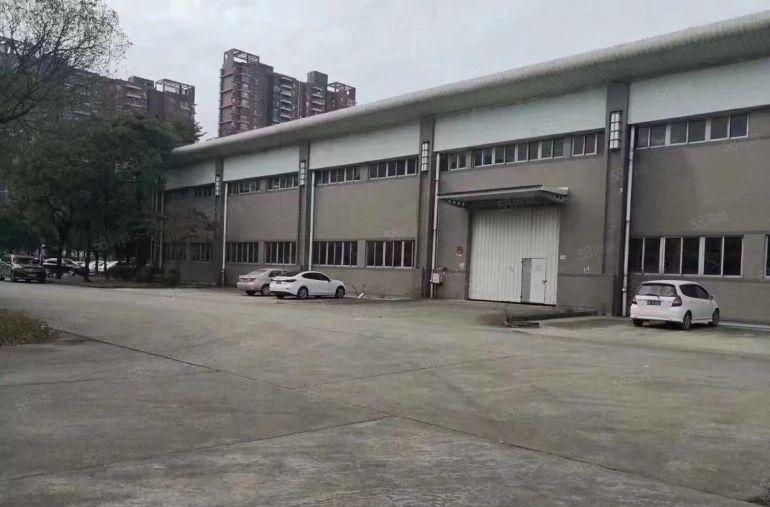 虎门镇南栅原房东单一层钢构厂房4000平方厂房出租，可以分租