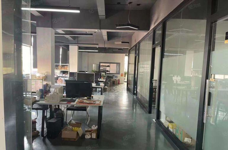 ！南栅原房东8000平豪华装修独院厂房开始招租啦！