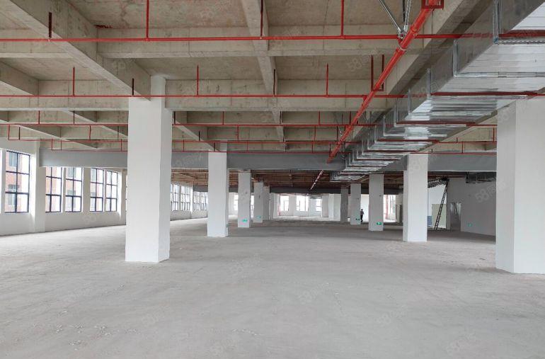 虎门镇成熟工业园区内，300平起租，实际面积标准厂房出租