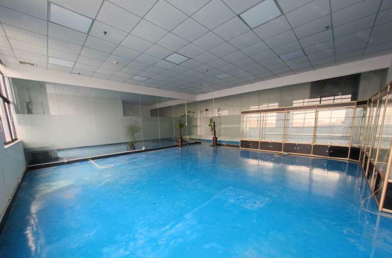 长安乌沙兴发路楼上1130平方厂房出租可办环评周边配套齐全