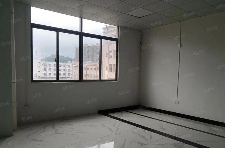 长安靠近深圳320平厂房低价出租精装修水电齐全