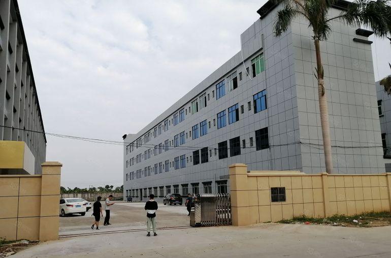 低价厂房出租长安邻深原房东6000平方大小分租可办环评形象好