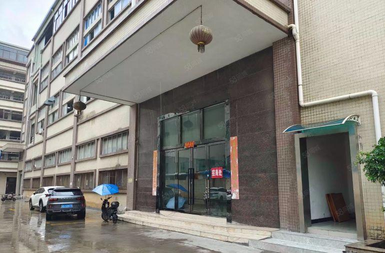 长安靠近深圳2000平高7米一楼带阁楼装修主线标准厂房出租