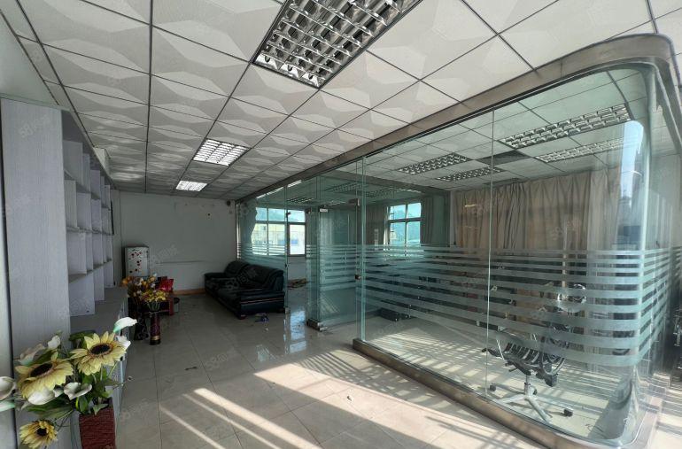 常平原房东标准独院9000厂房出租，独立办公楼空地大，可分租