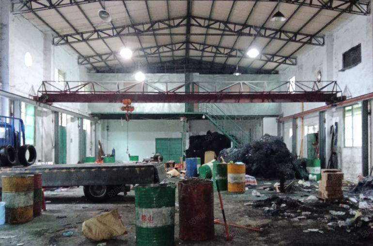 低价厂房出租单一层独院出租7.5米高度750平方带办公室水电