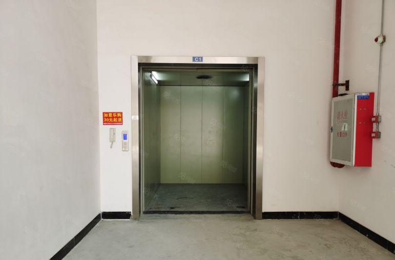 （原房东独院5000平）6米高空地大形象好水电费自己交